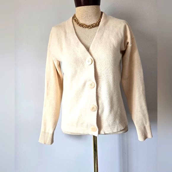 Contemporaine  Cream Cardigan V Necj Sweater. Size XS - Picture 1 of 10
